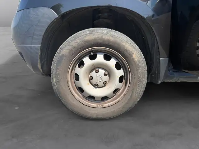 Dacia Duster view 15