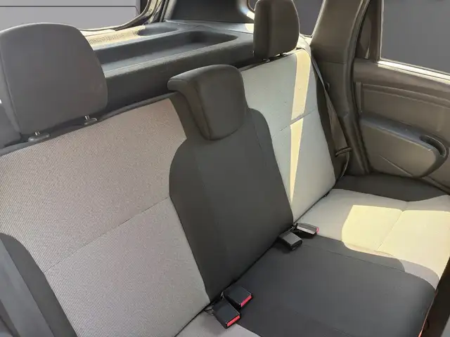 Dacia Duster view 10