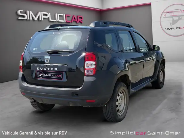 Dacia Duster view 8