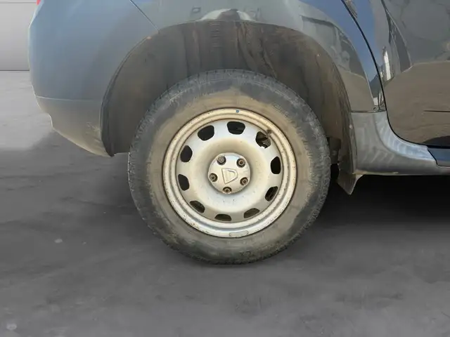 Dacia Duster view 17