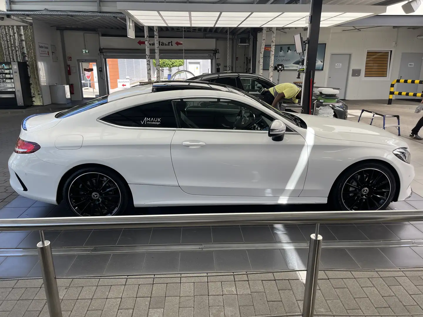 Mercedes-Benz C 220 C 220 d AMG LINE *PANO SCHIEBEDACH*ALCANT*TOP Weiß - 2