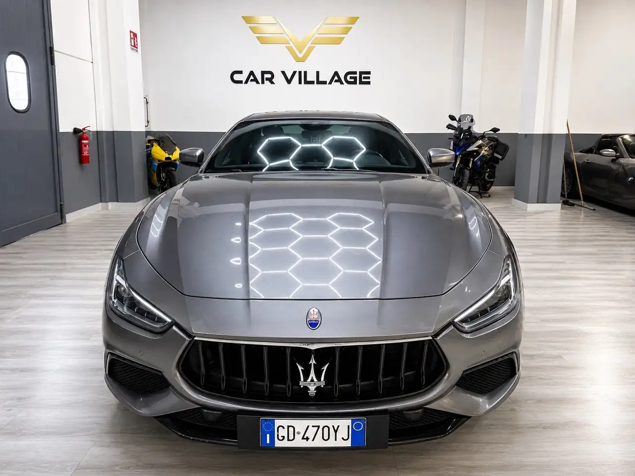 Maserati Ghibli 2021 — фото 6