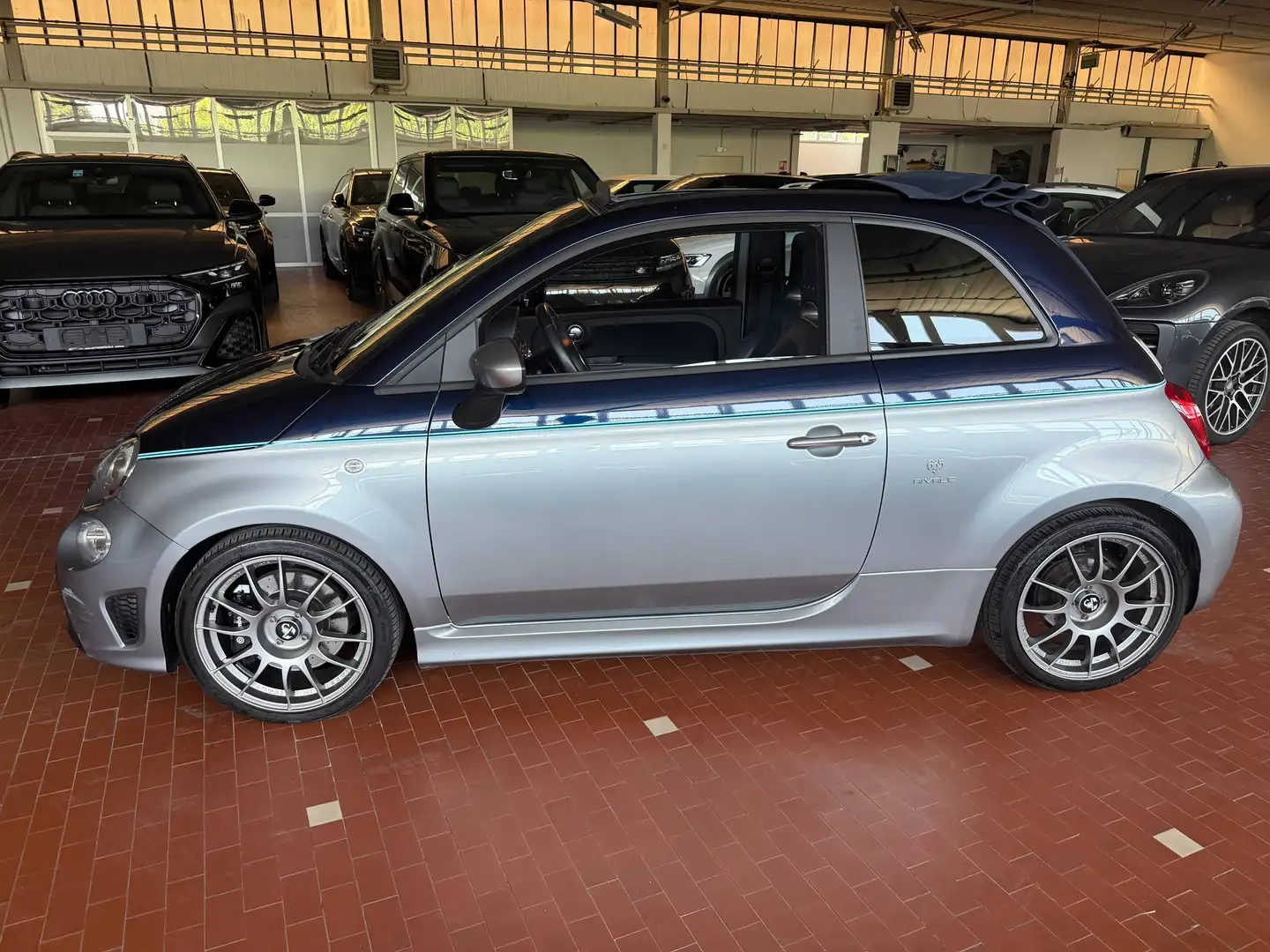 Abarth 695C 1.4 16v Rivale 180cv auto Grau - 2