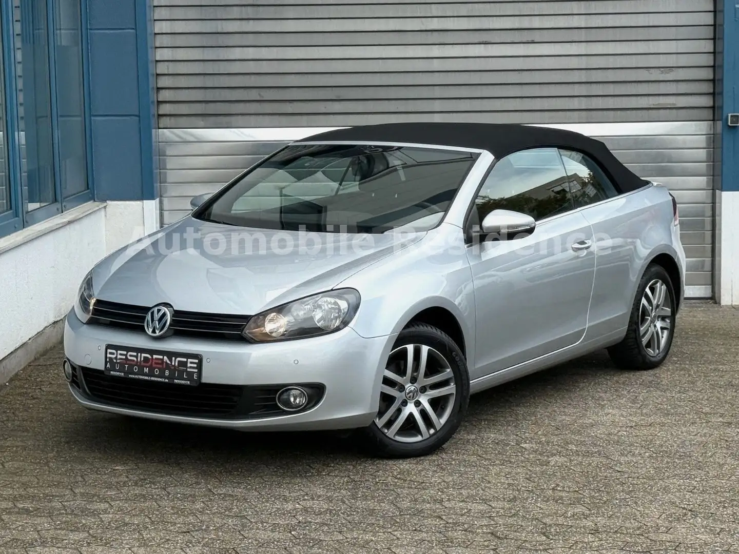 Volkswagen Golf VI Cabrio 1.2TSI*LEDER*AHK*MFL*PDC*ALU*TEMP Argent - 1