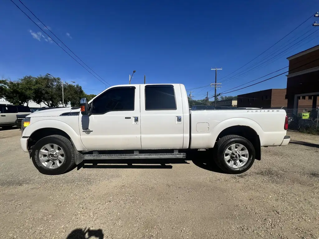 2015 Ford F-350 Super Duty Lariat Crew Cab 156 | MoonRoof | Platinum Pkg | FX — photo 5