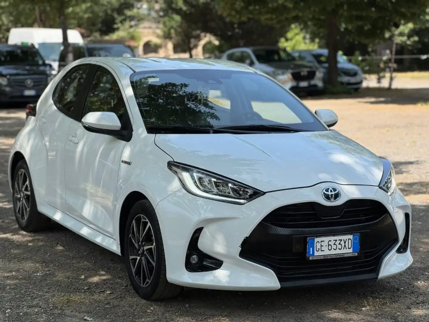 Toyota Yaris 1.5 Hybrid 5 porte Trend  RETROCAMERA White - 1