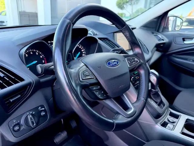 Ford Kuga view 10