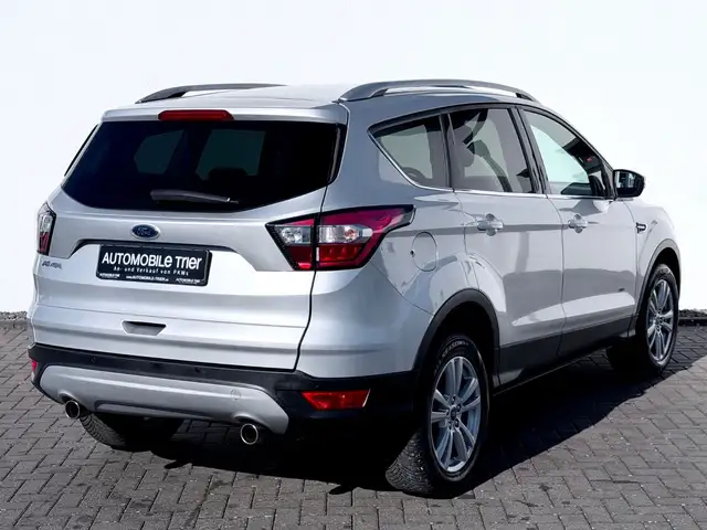 Ford Kuga view 5