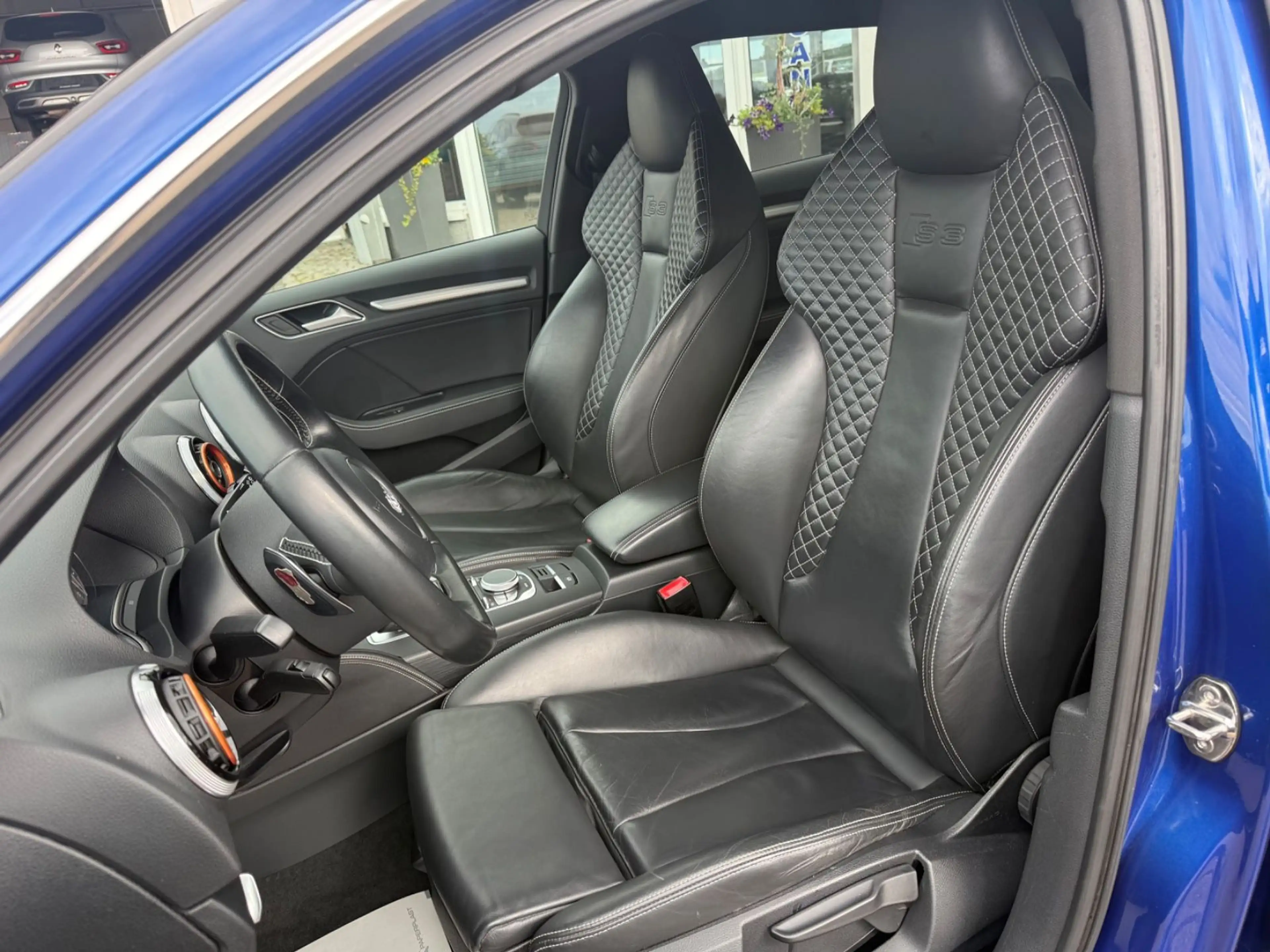 Audi S3 Sportback 2.0 TFSI quattro Bang&Olufsen LED — photo 8