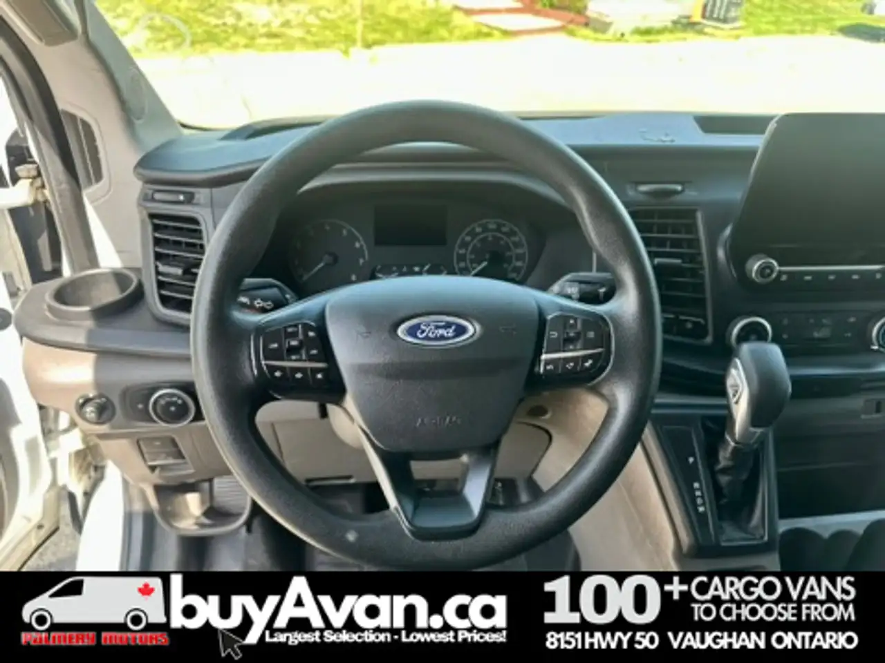 Ford Transit Cargo Van снимка Ford Transit Cargo Van