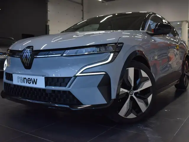 Renault Megane E-Tech e-Megane E-Tech 40 kWh Techno R130 Standard charge