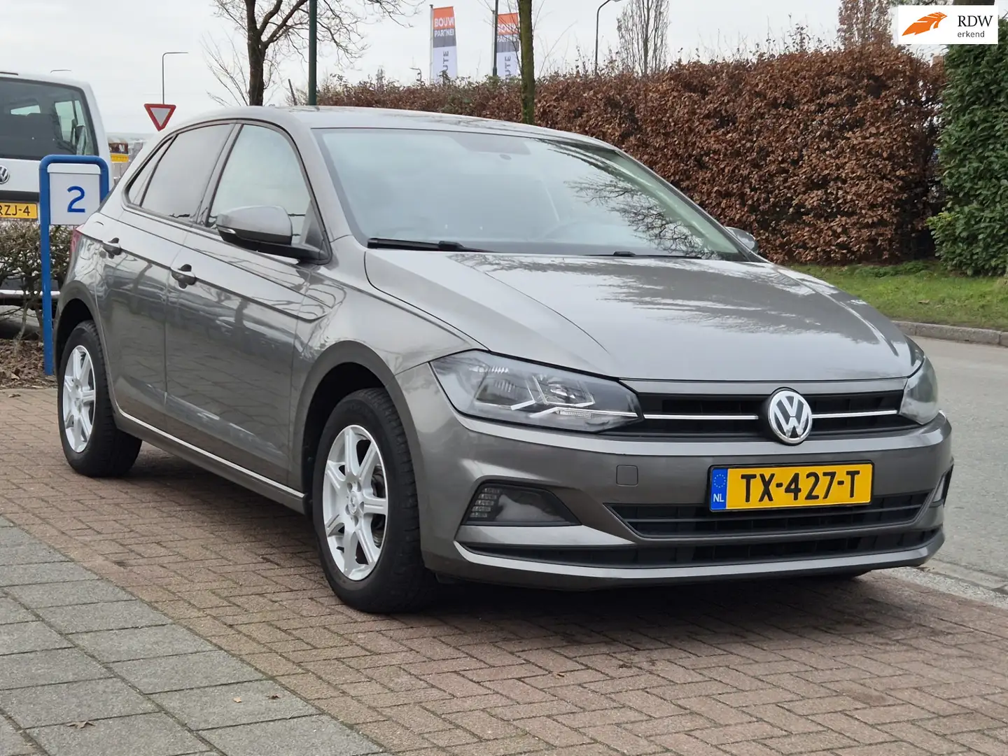 Volkswagen Polo 1.0 TSI Beats Grau - 1
