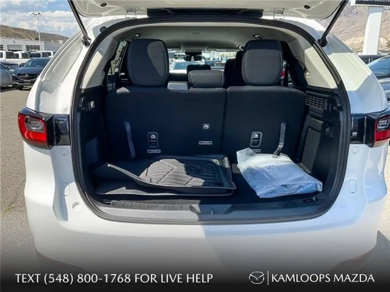 Mazda CX-90 PHEV снимка Mazda CX-90 PHEV