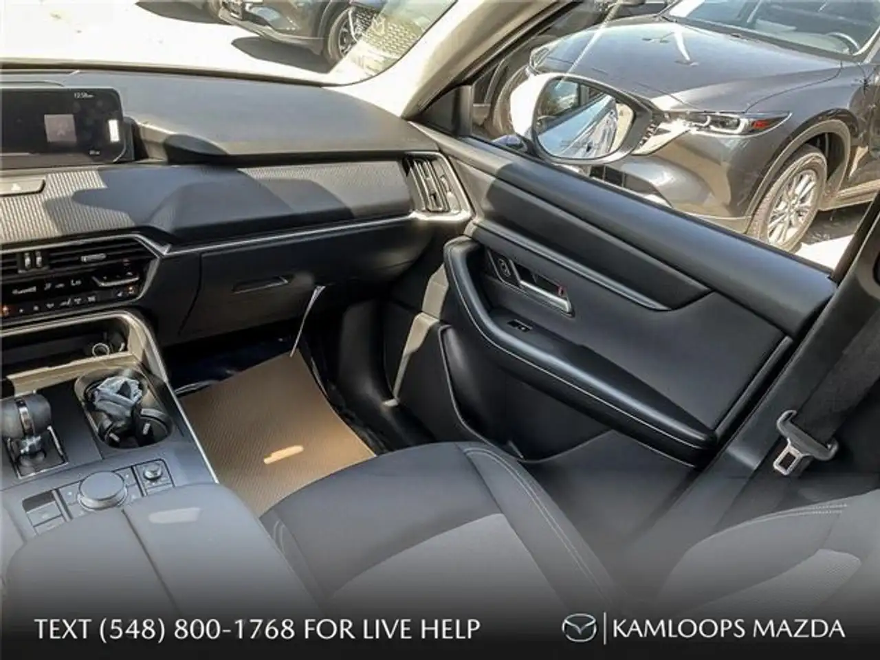 Mazda CX-90 PHEV снимка Mazda CX-90 PHEV