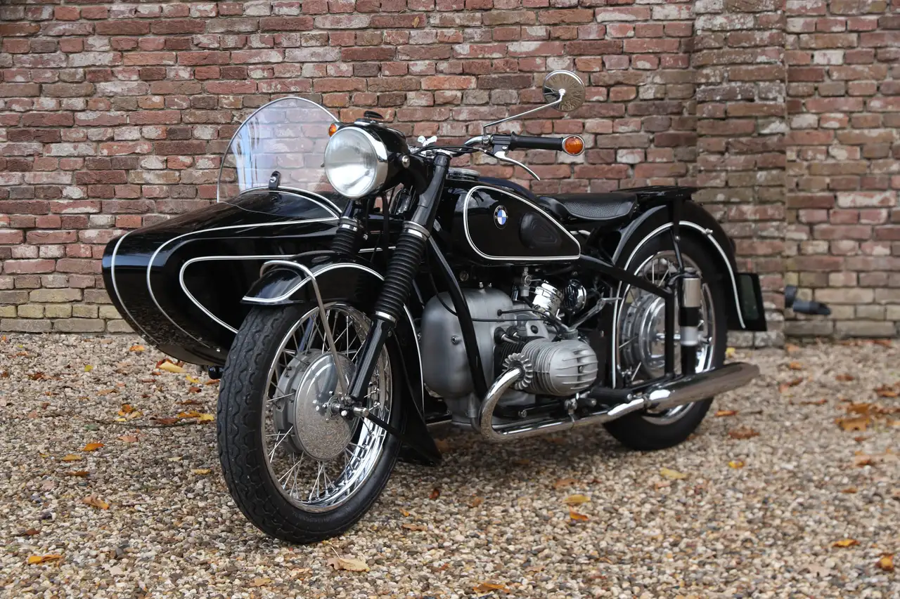 BMW R 67