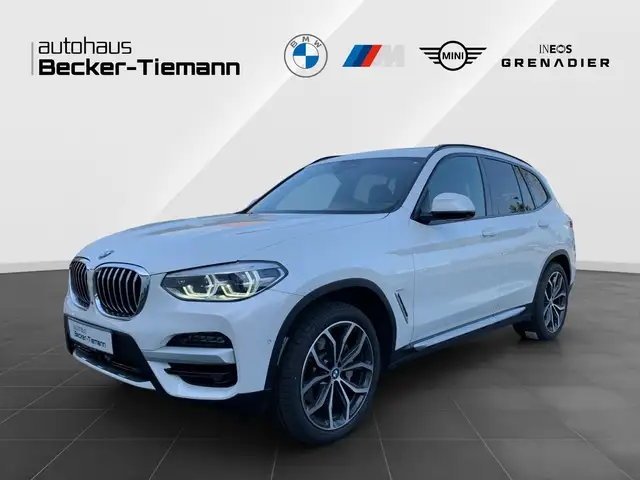 BMW X3 xDrive30i NAVI PRO*AHK*PANO*HK-SOUND*360° KAMERA*D