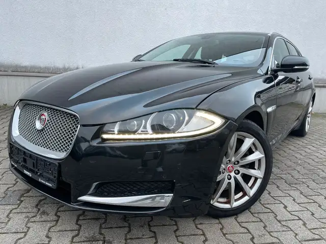 Jaguar XF Sportbrake 2.2 D|2.HD|BI-XENON|ACC|KAMERA|SHZ