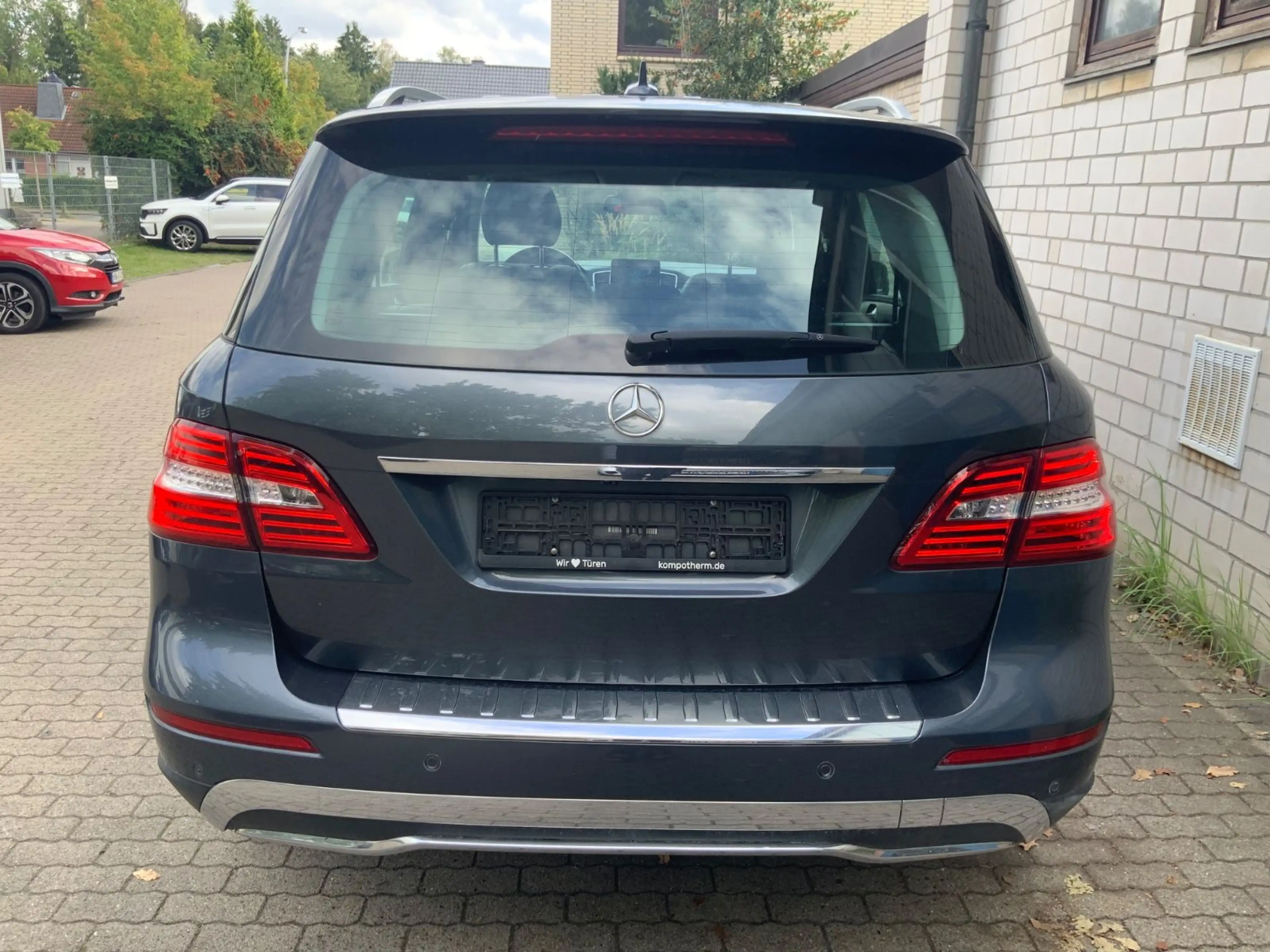 Mercedes-Benz ML 350 CDI BlueTec 4Matic Xen/AHK/SD/MB-Heft — photo 9