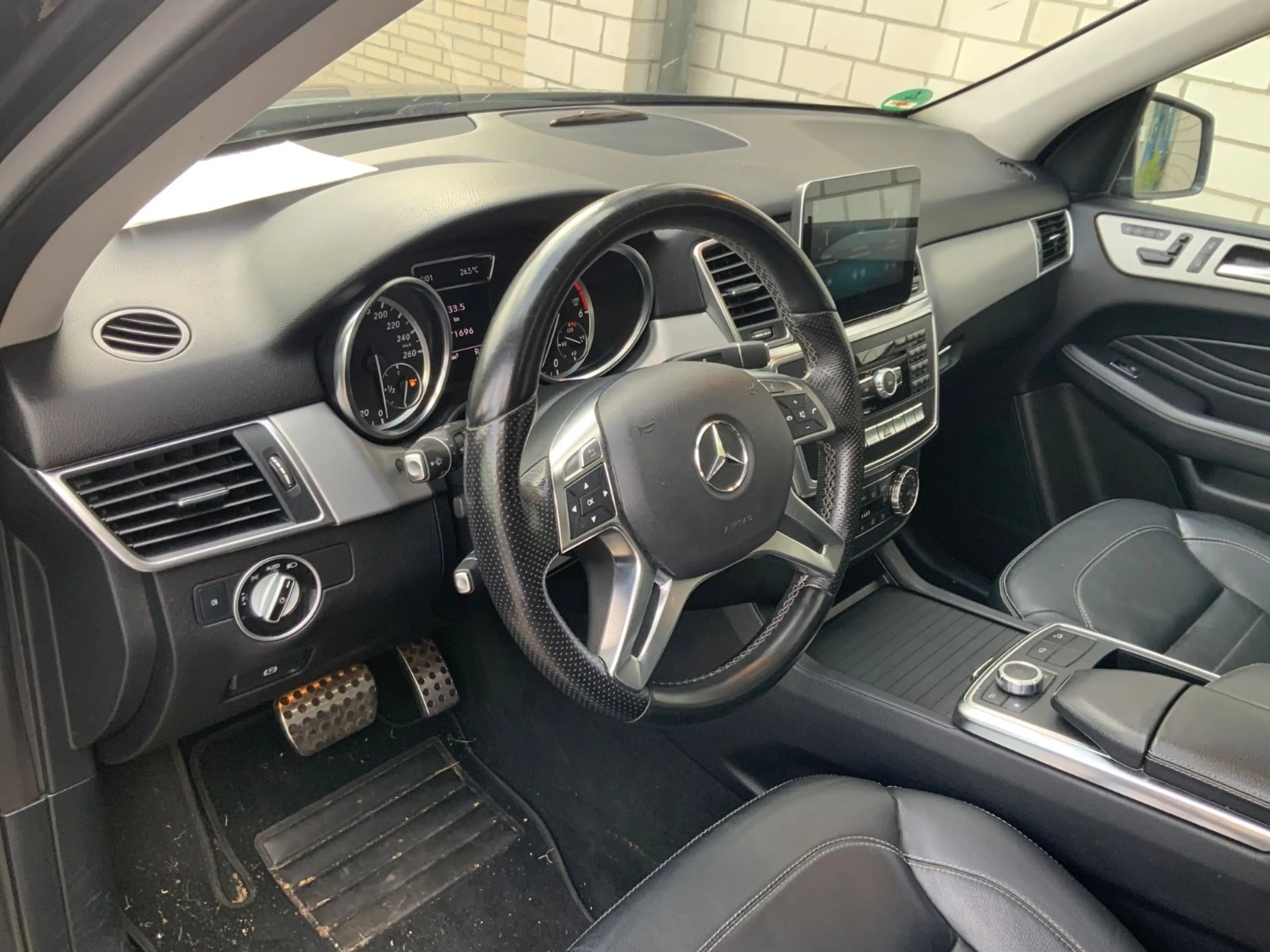 Mercedes-Benz ML 350 CDI BlueTec 4Matic Xen/AHK/SD/MB-Heft — photo 17