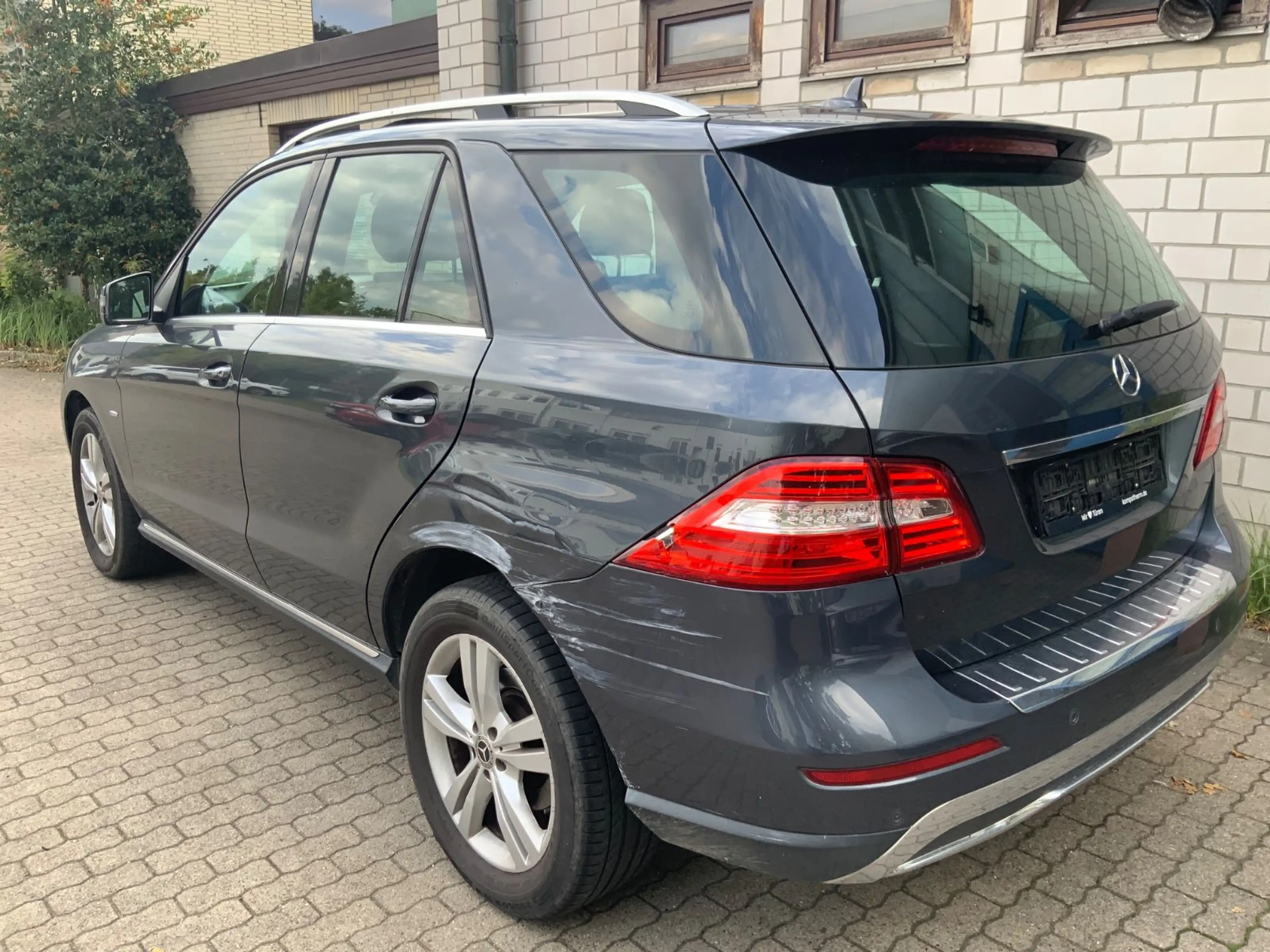 Mercedes-Benz ML 350 CDI BlueTec 4Matic Xen/AHK/SD/MB-Heft — photo 4