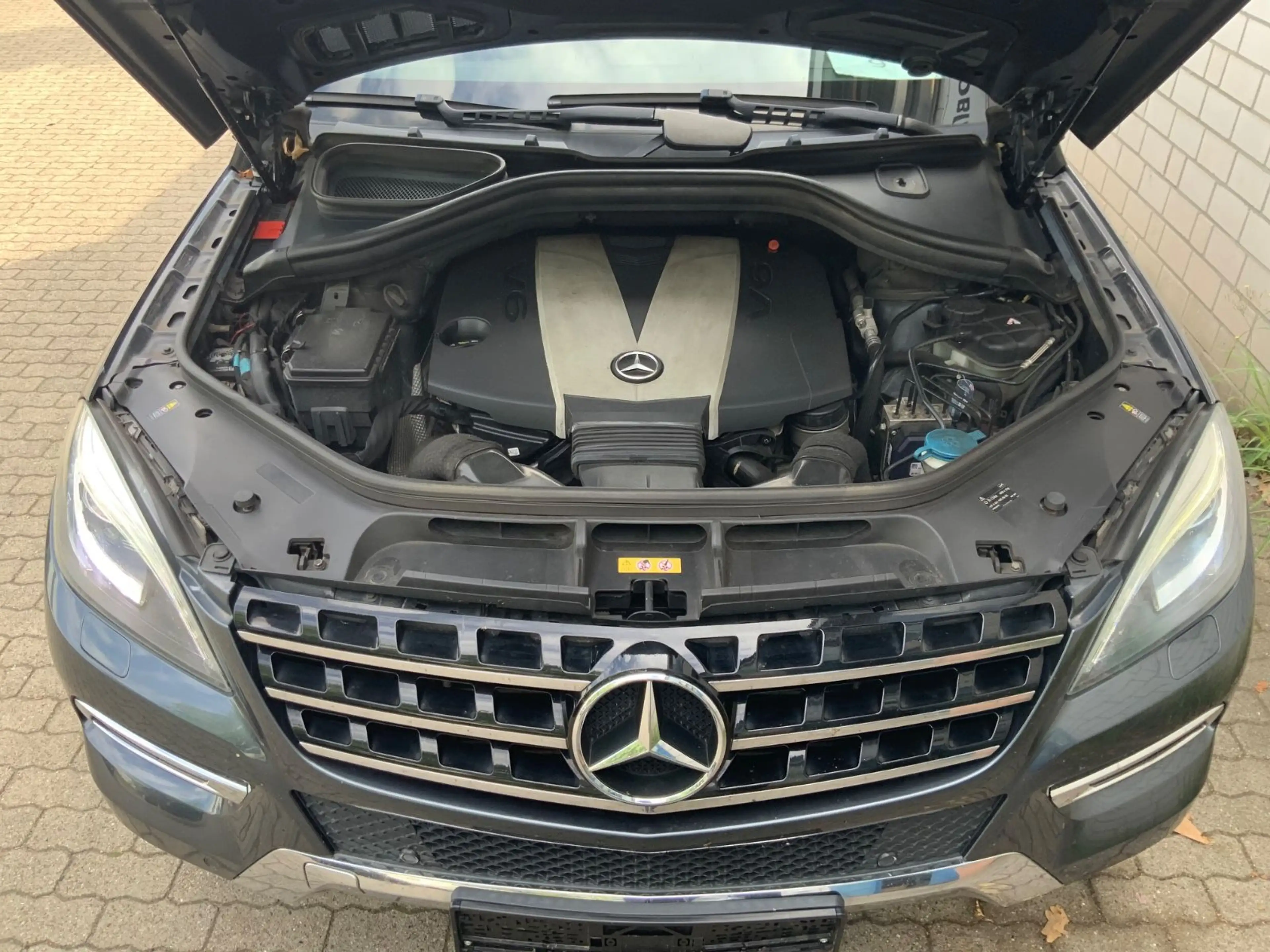 Mercedes-Benz ML 350 CDI BlueTec 4Matic Xen/AHK/SD/MB-Heft — photo 8