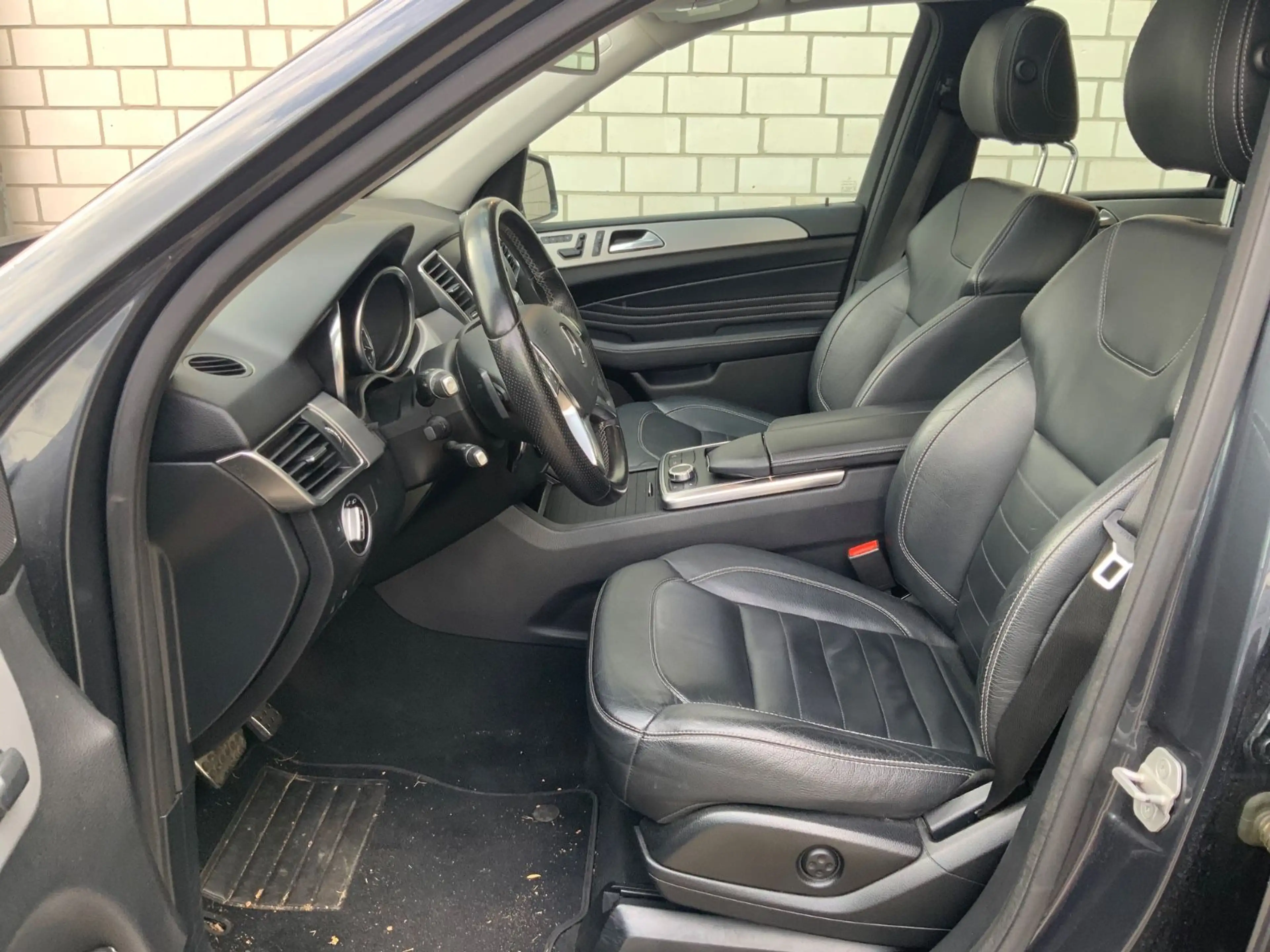 Mercedes-Benz ML 350 CDI BlueTec 4Matic Xen/AHK/SD/MB-Heft — photo 15