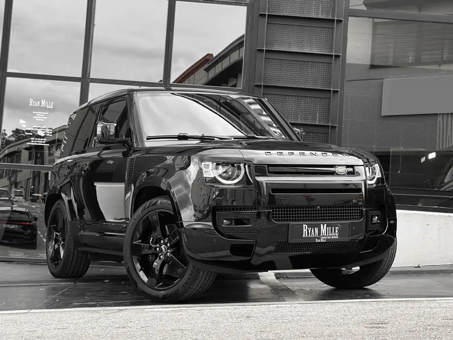 Land Rover Defender 90 5.0 V8 AWD Aut. 525 Negro - 1