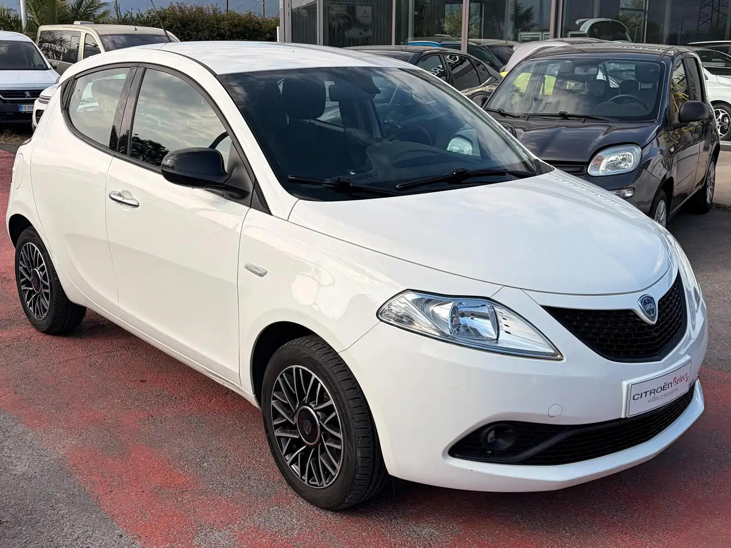 Lancia Ypsilon Ypsilon III 2015 1.2 Platinum s Bianco - 2
