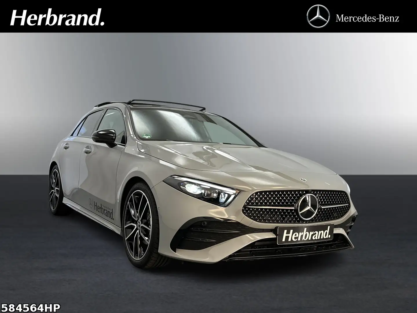 Mercedes-Benz A 200 d +AMG-LINE+DISTRONIC+PANO+SPECIAL-EDITION Šedá - 2