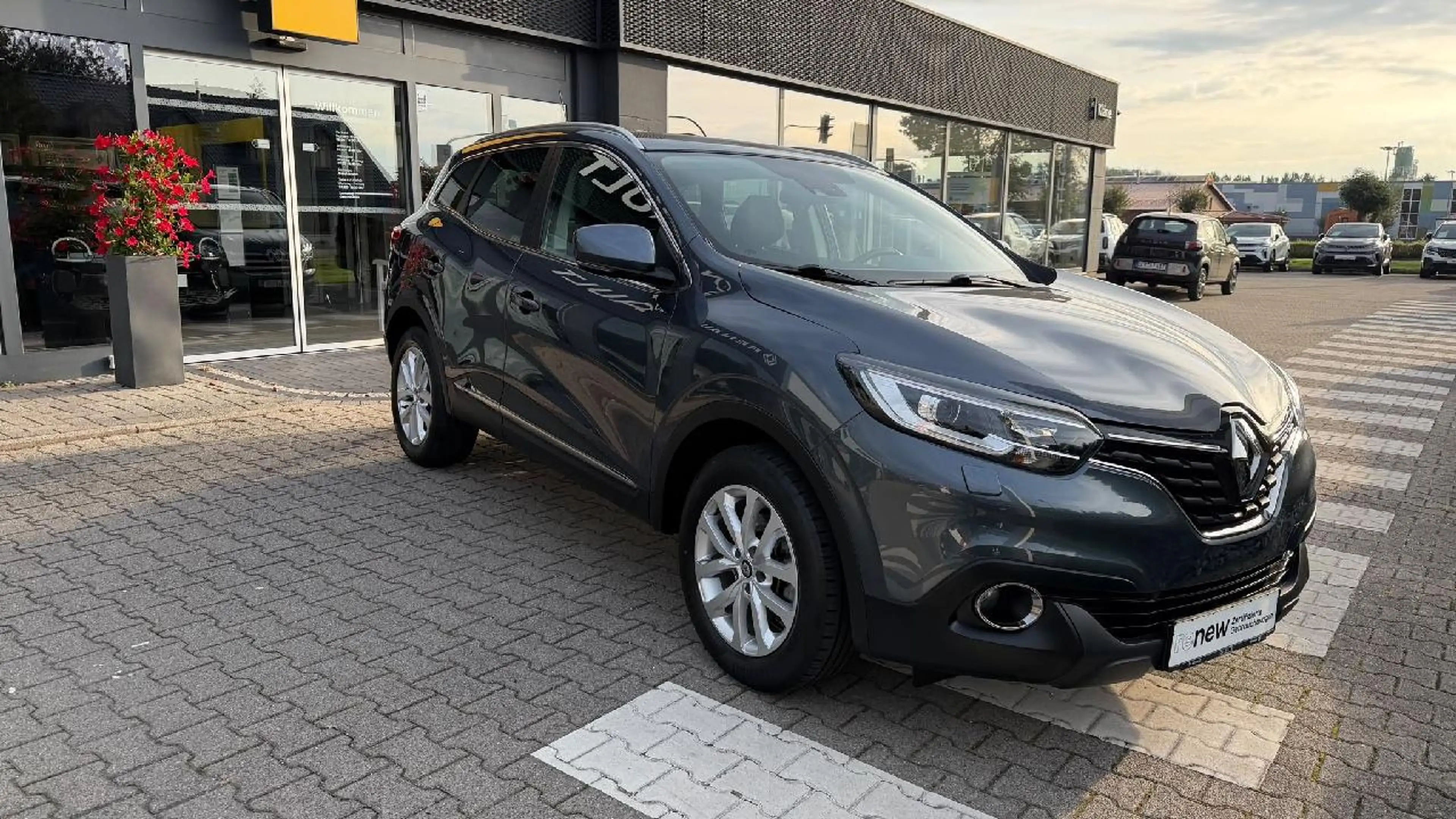 Renault Kadjar Experience TCe 130 EDC — photo 3