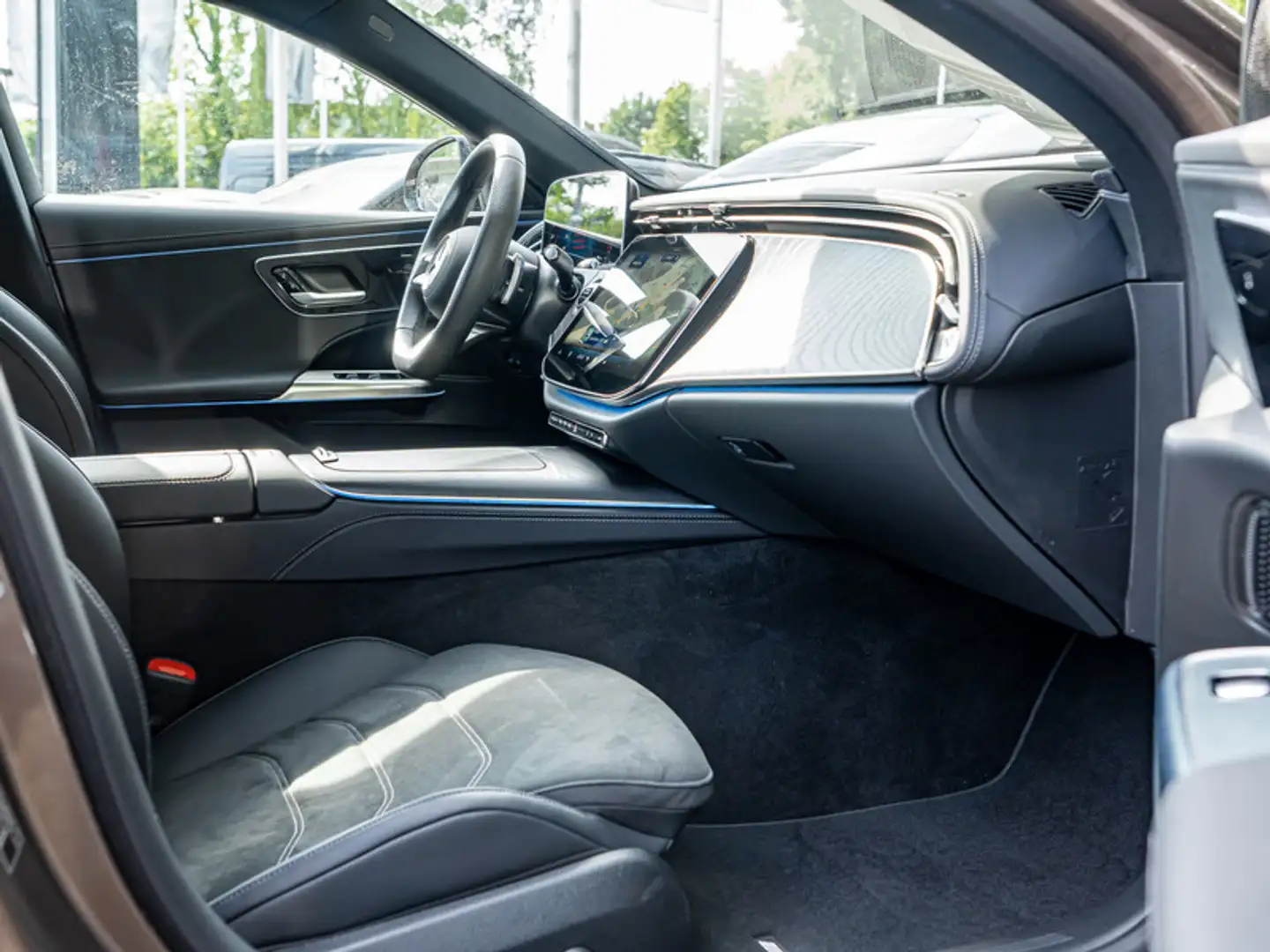 Mercedes-Benz E 300 de AMG-Sport/LED/Cam/Pano/Night/Distr/Totw Bruin - 2