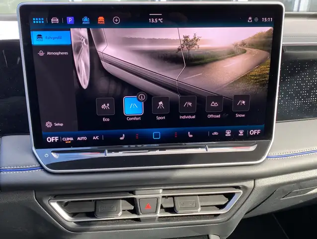 Volkswagen Tiguan view 9
