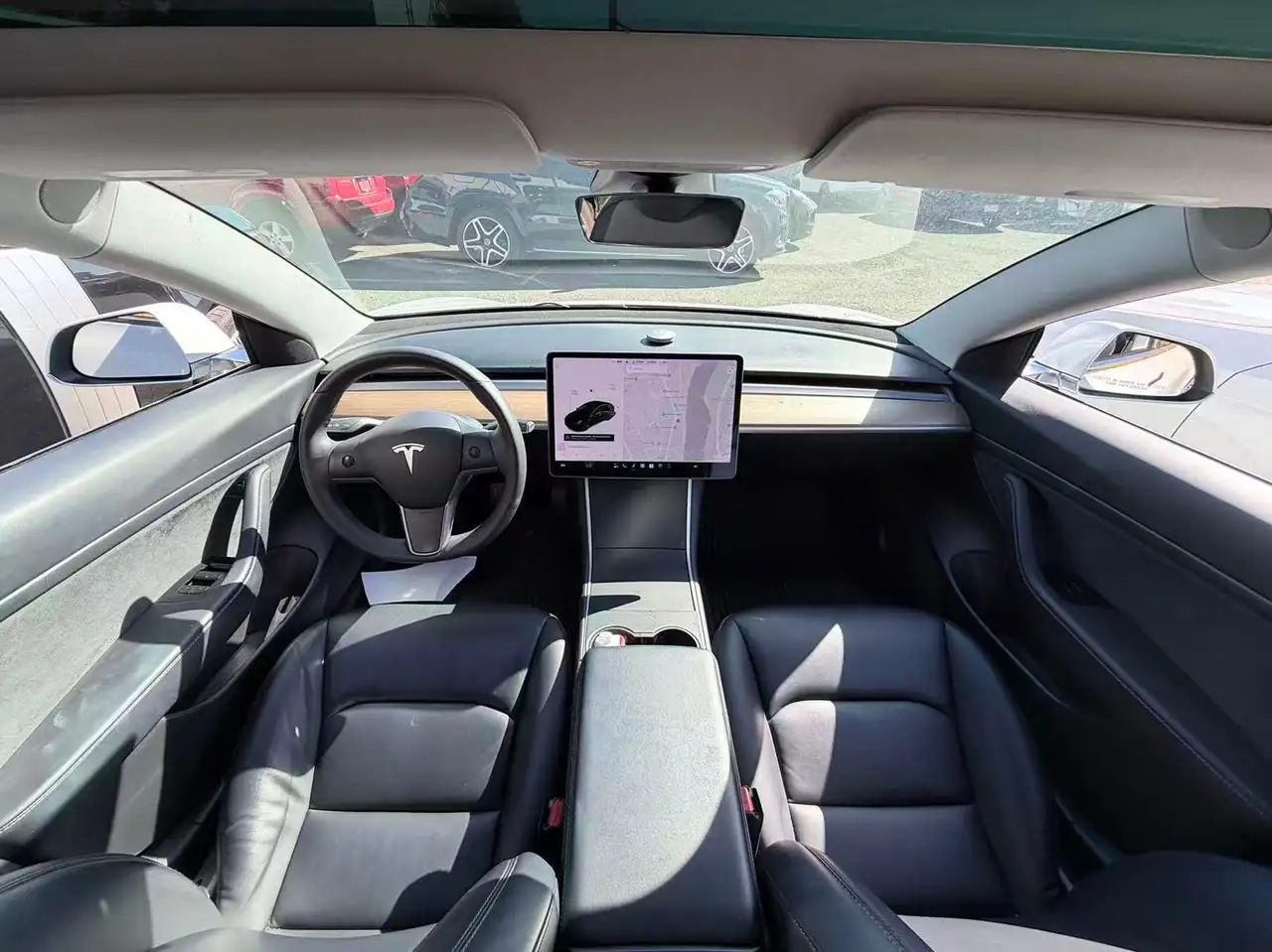 Tesla Model 3 fotografie Tesla Model 3