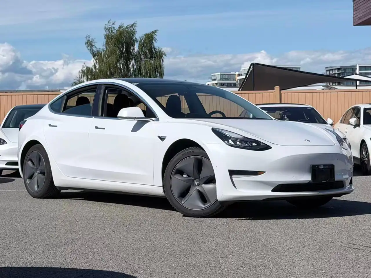 Tesla Model 3 fotografie Tesla Model 3