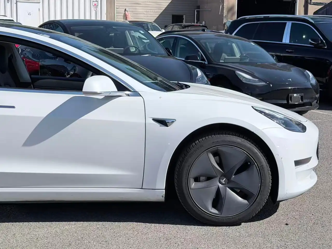 Tesla Model 3 fotografie Tesla Model 3