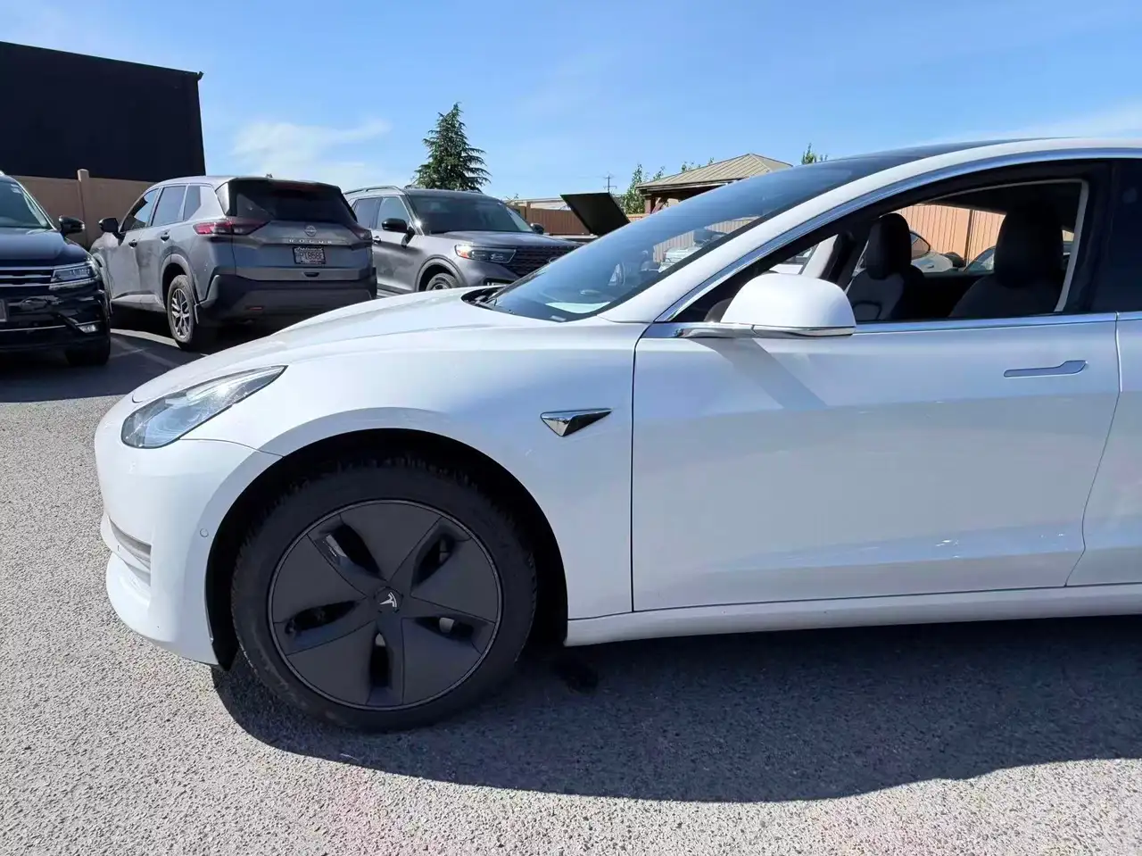 Tesla Model 3 fotografie Tesla Model 3