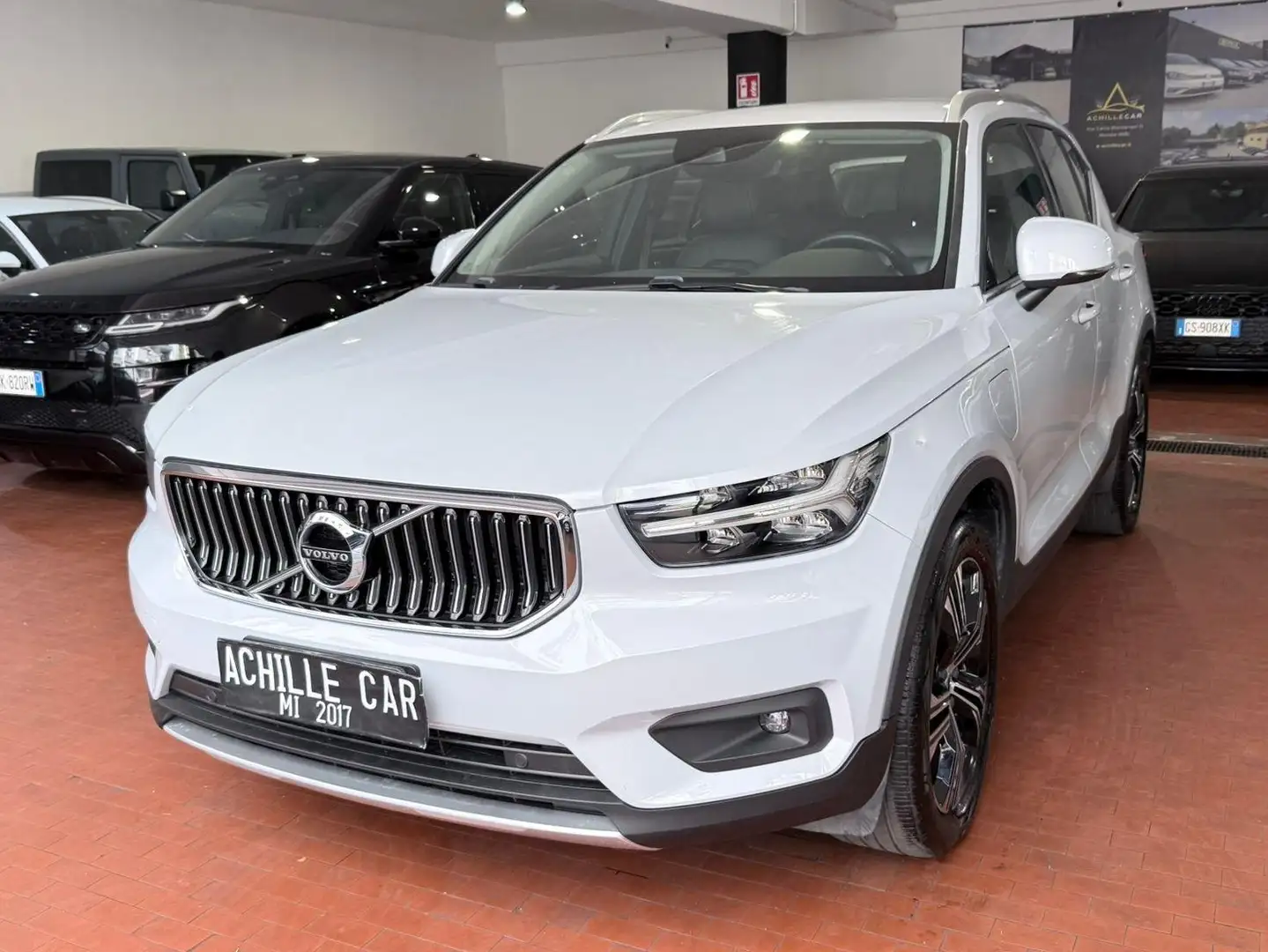 Volvo XC40 1.5 t5 phev Inscription Recharge *PREZZO REALE* Bianco - 1