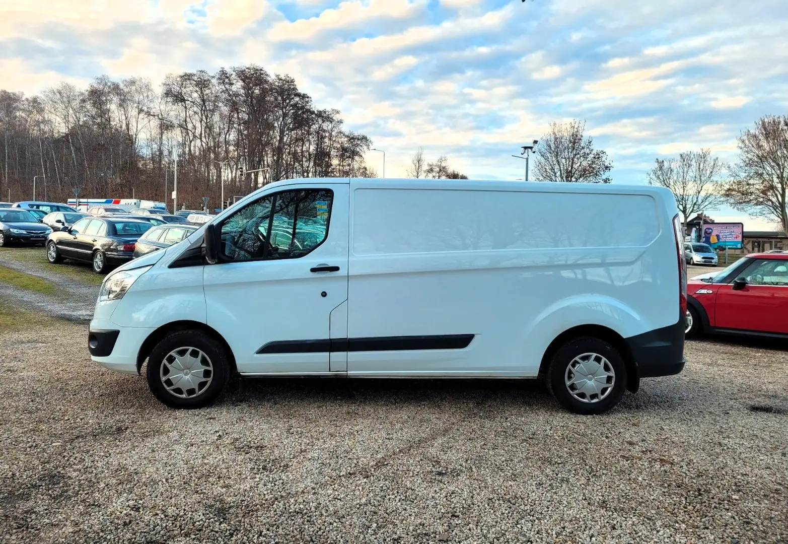 Ford Transit Custom Kasten L2 Trend*M+S*Klima*AHK*TÜV Weiß - 2