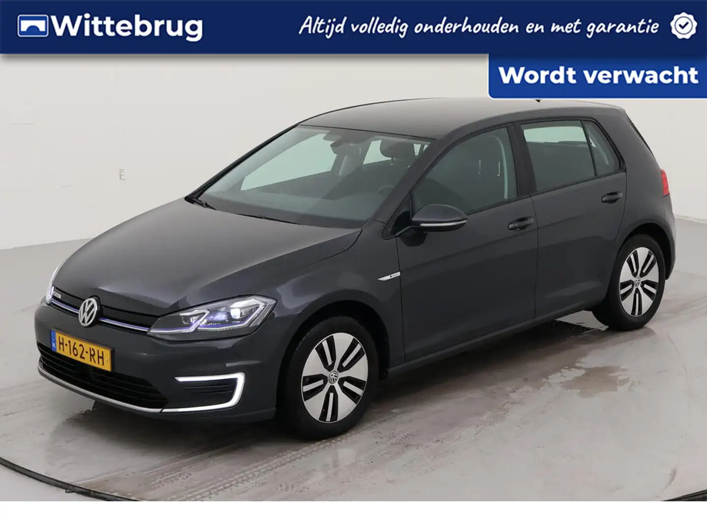 Volkswagen e-Golf 136pk E-DITION / LED / Navi / Parkeersensoren v+a Grijs - 1