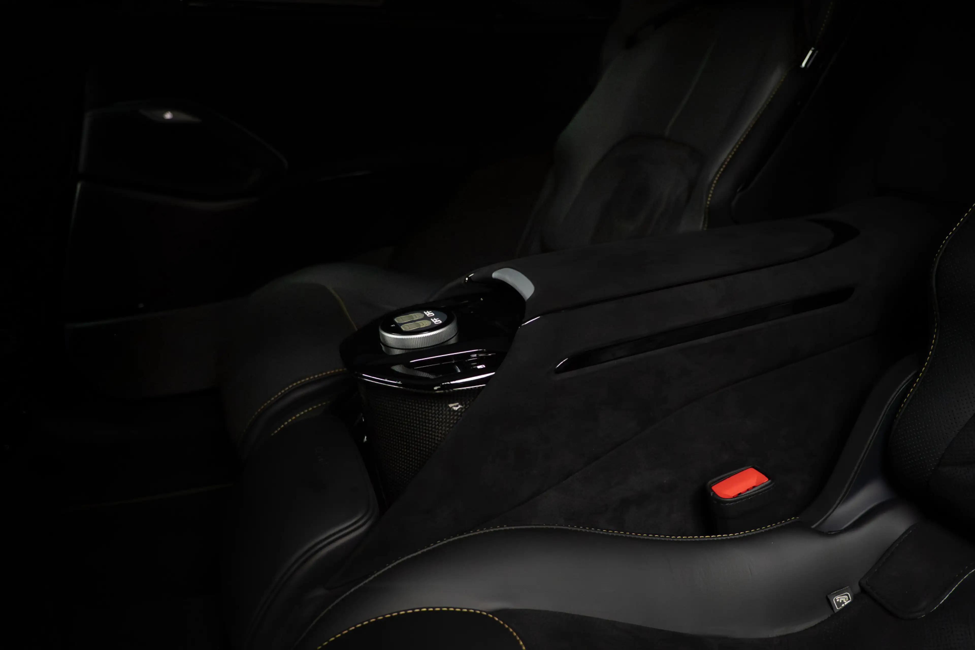 Ferrari Purosangue 6.5 V12 Carbon exterieur/interieur - Panorama - Ma — photo 29