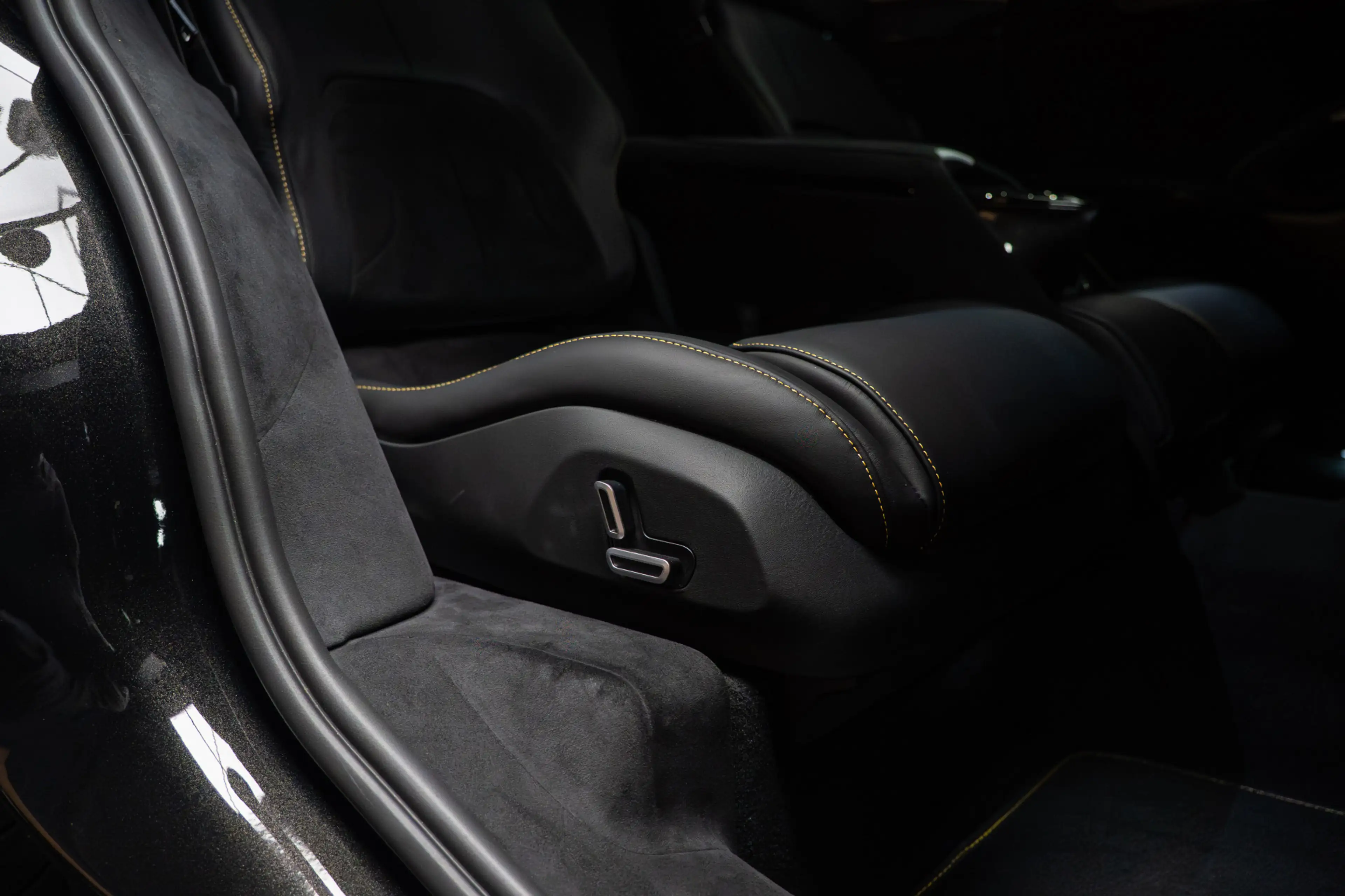 Ferrari Purosangue 6.5 V12 Carbon exterieur/interieur - Panorama - Ma — photo 34