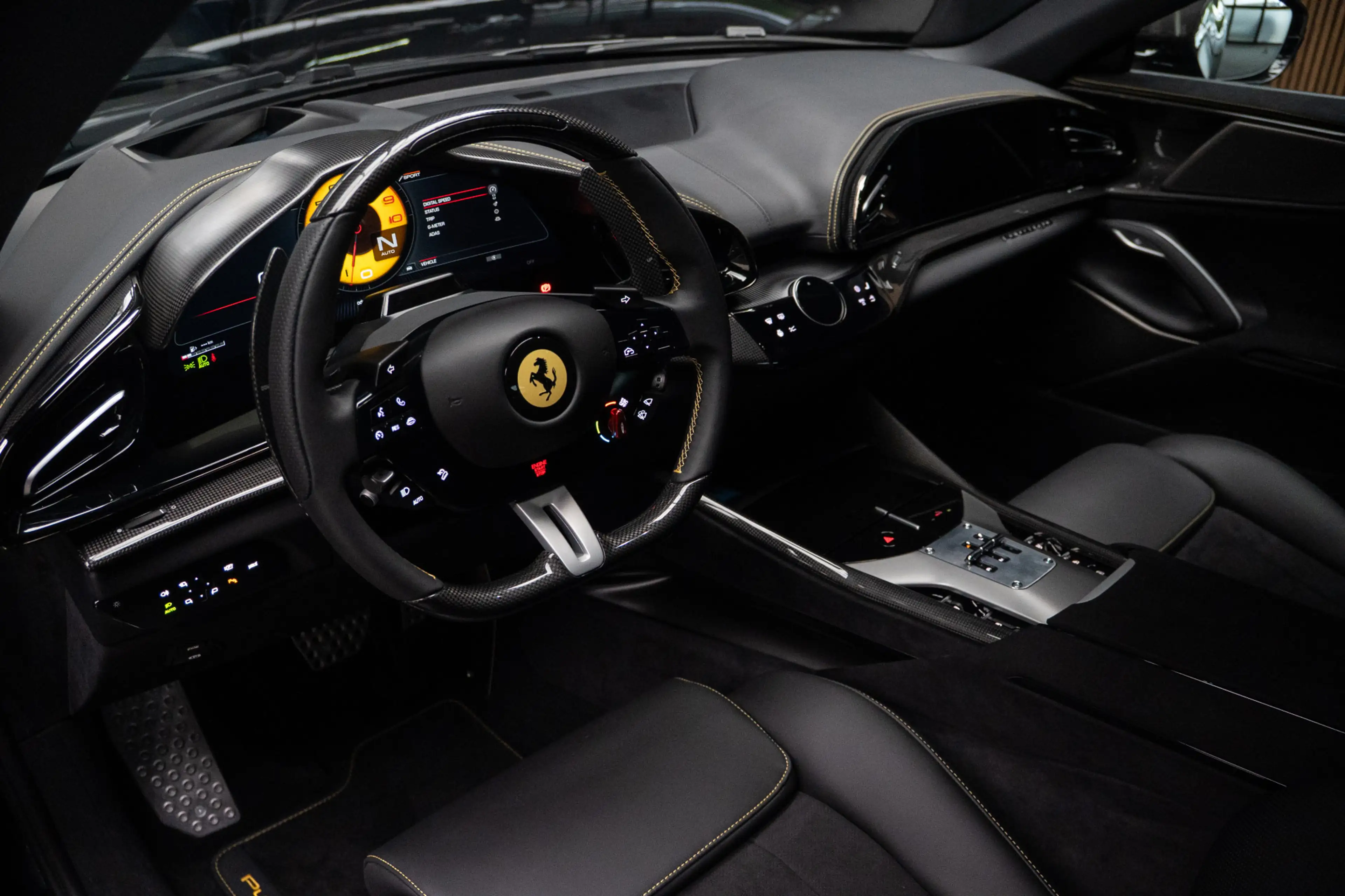 Ferrari Purosangue 6.5 V12 Carbon exterieur/interieur - Panorama - Ma — photo 11