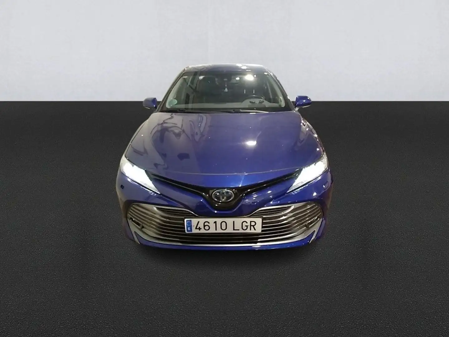 Toyota Camry 2.5 220H Luxury Blanc - 2