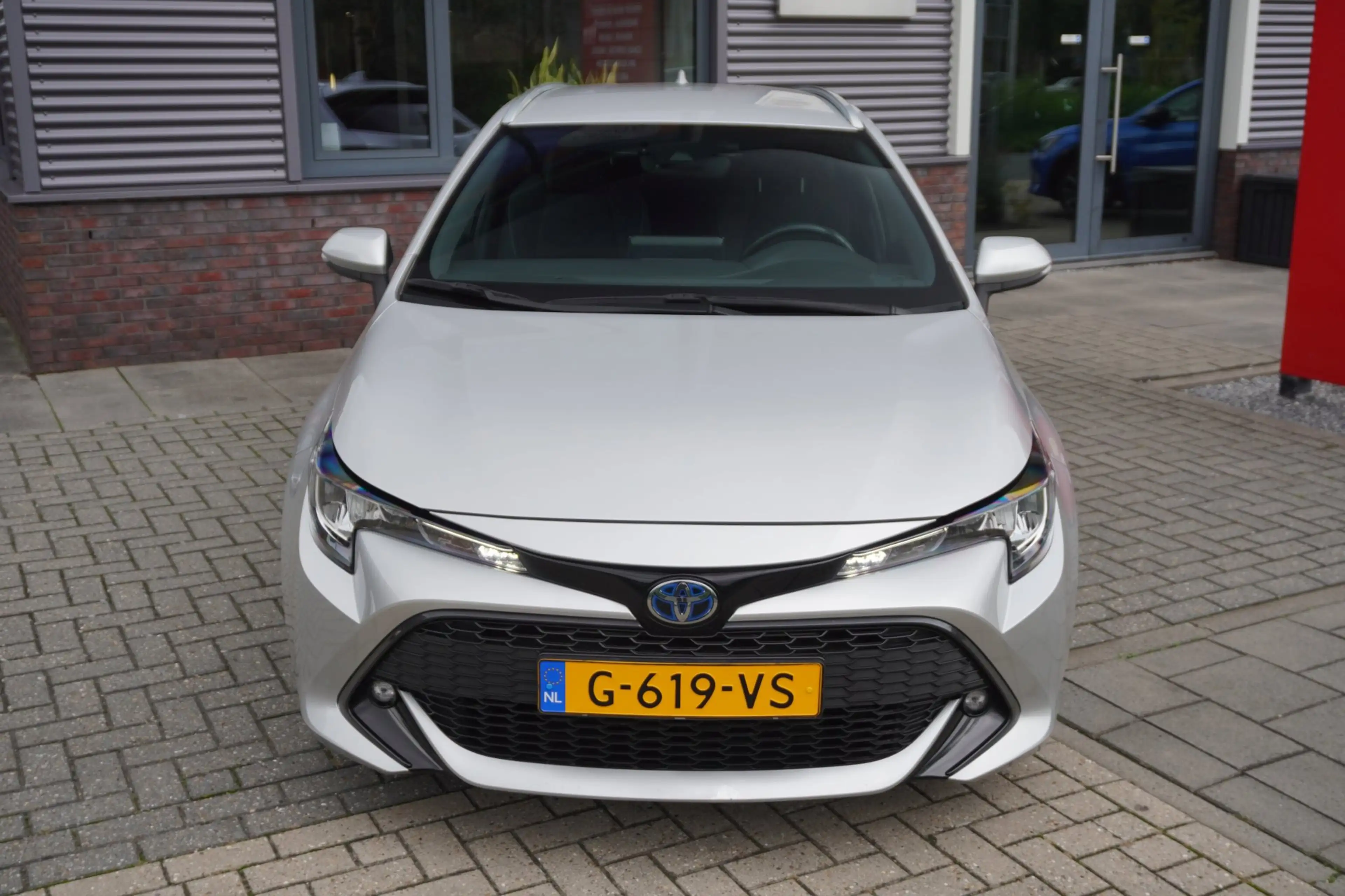 Toyota Corolla Touring Sports 1.8 Hybrid Dynamic — photo 11