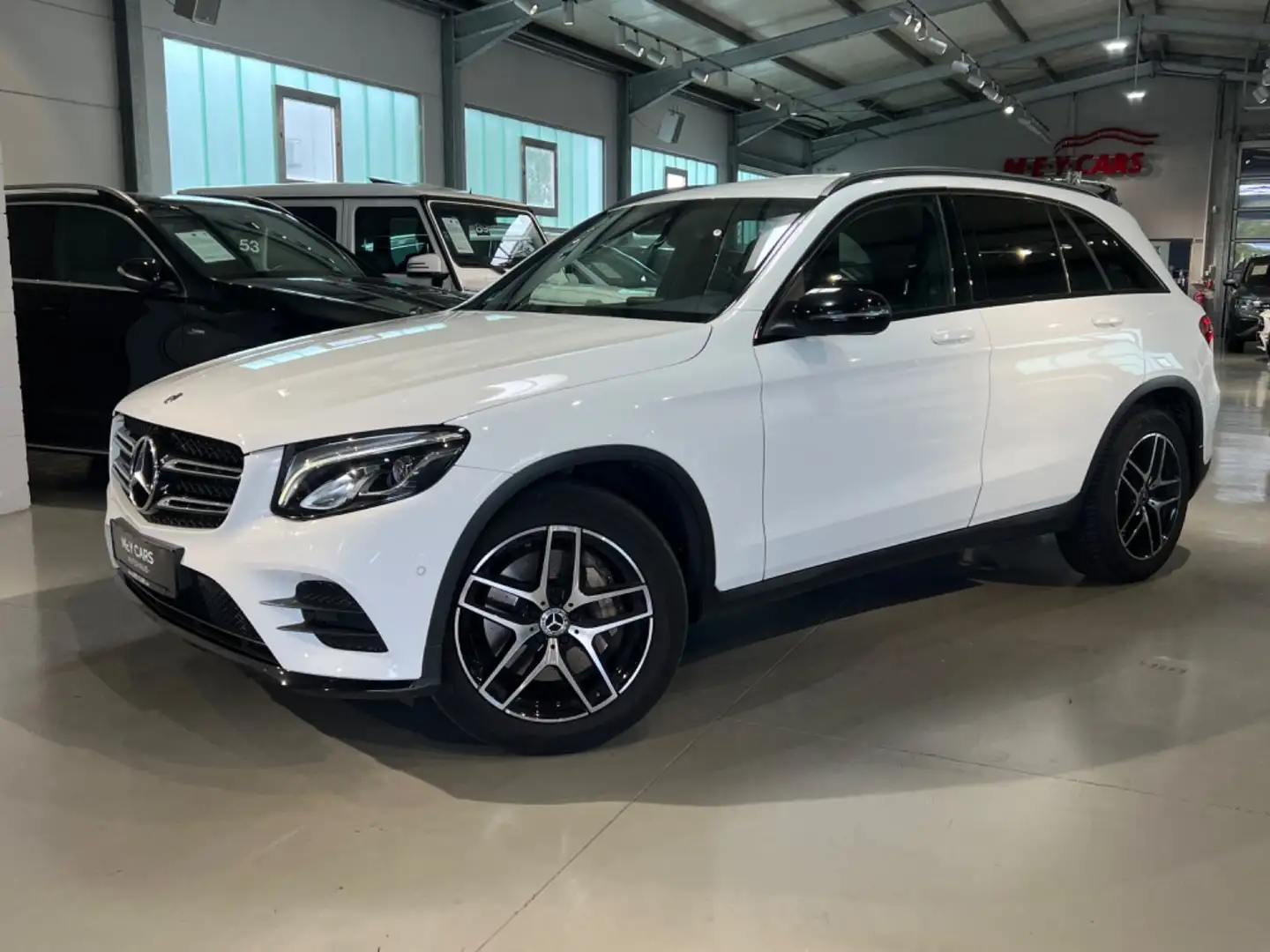 Mercedes-Benz GLC 250 d 4Matic *AMG*AHK*LED* Weiß - 2