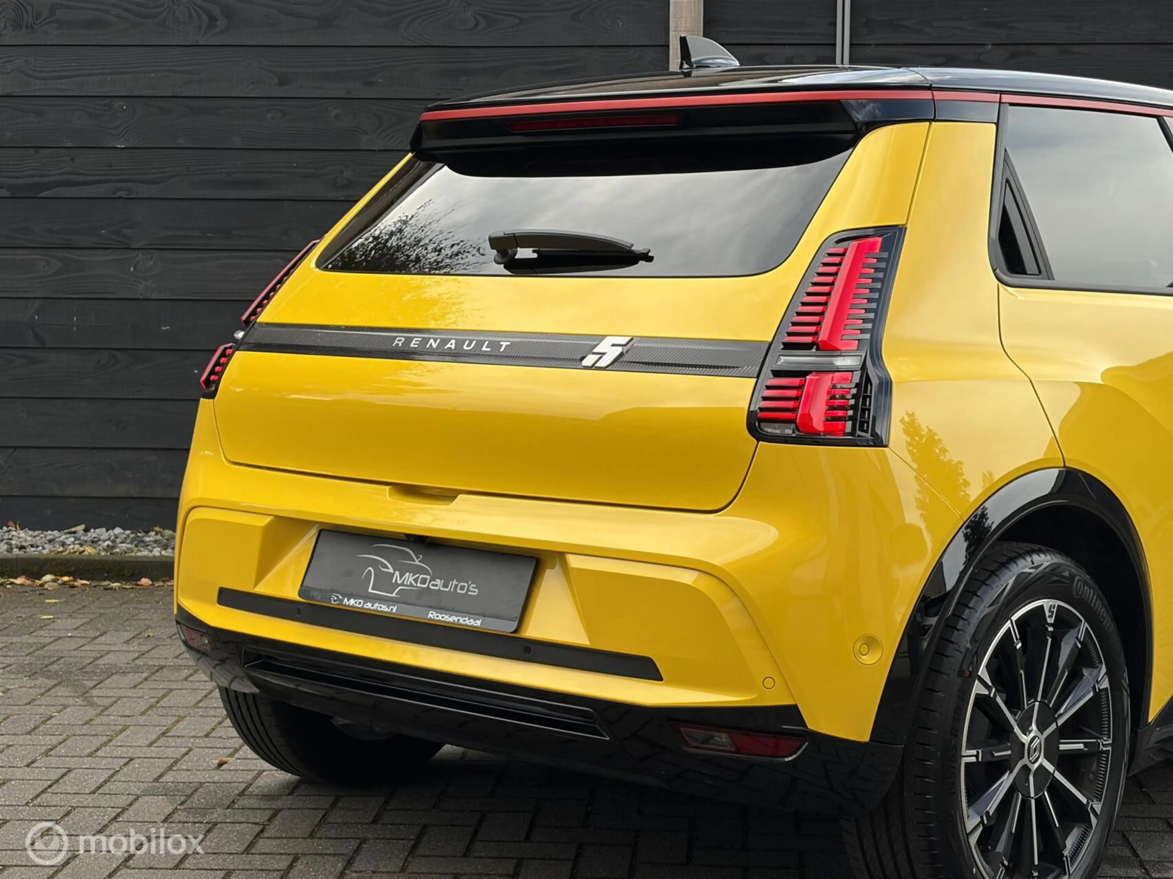 Renault R 5 comfort range iconic cinq 52 kWh — photo 11
