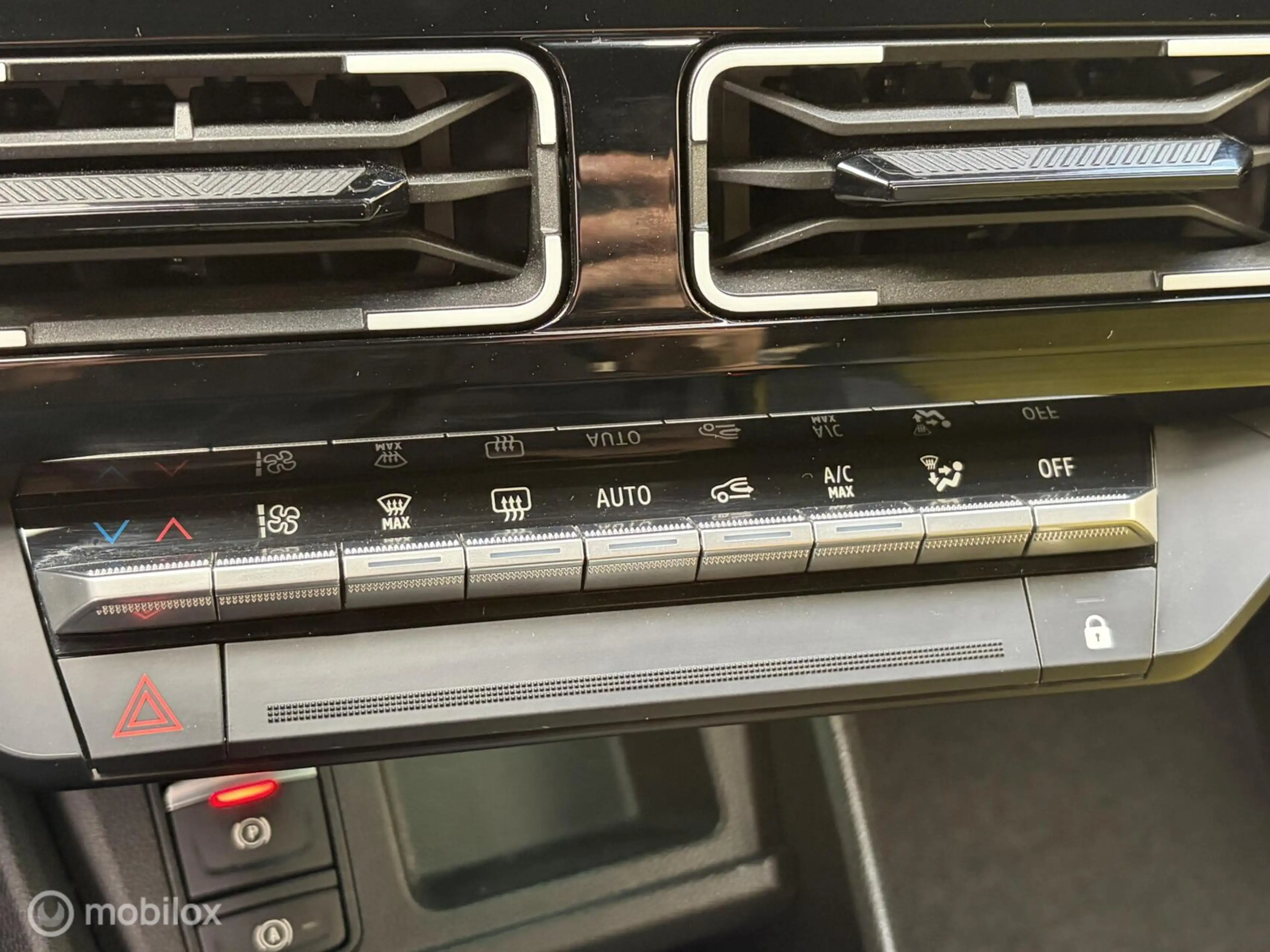 Renault R 5 comfort range iconic cinq 52 kWh — photo 27