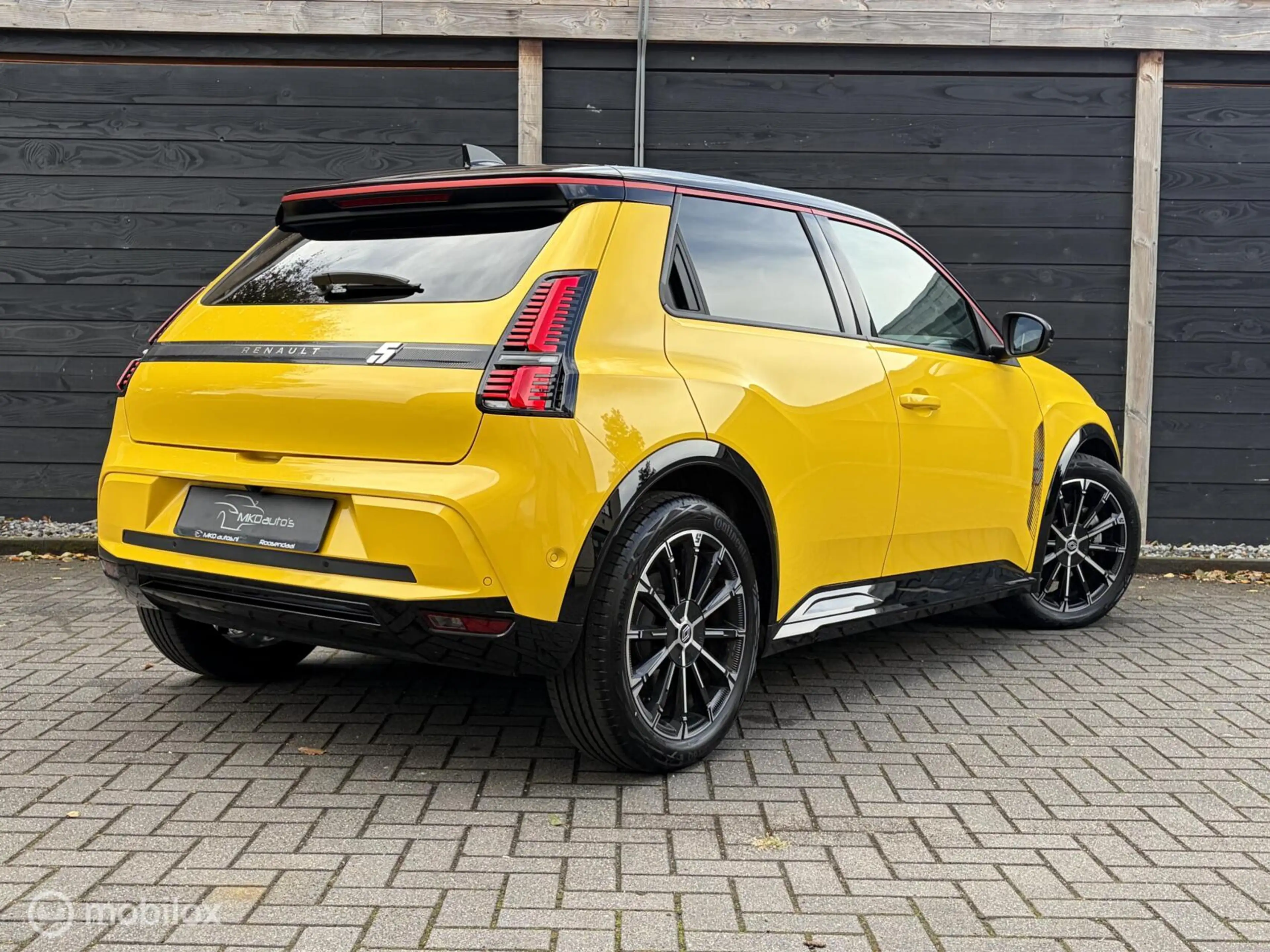 Renault R 5 comfort range iconic cinq 52 kWh — photo 9