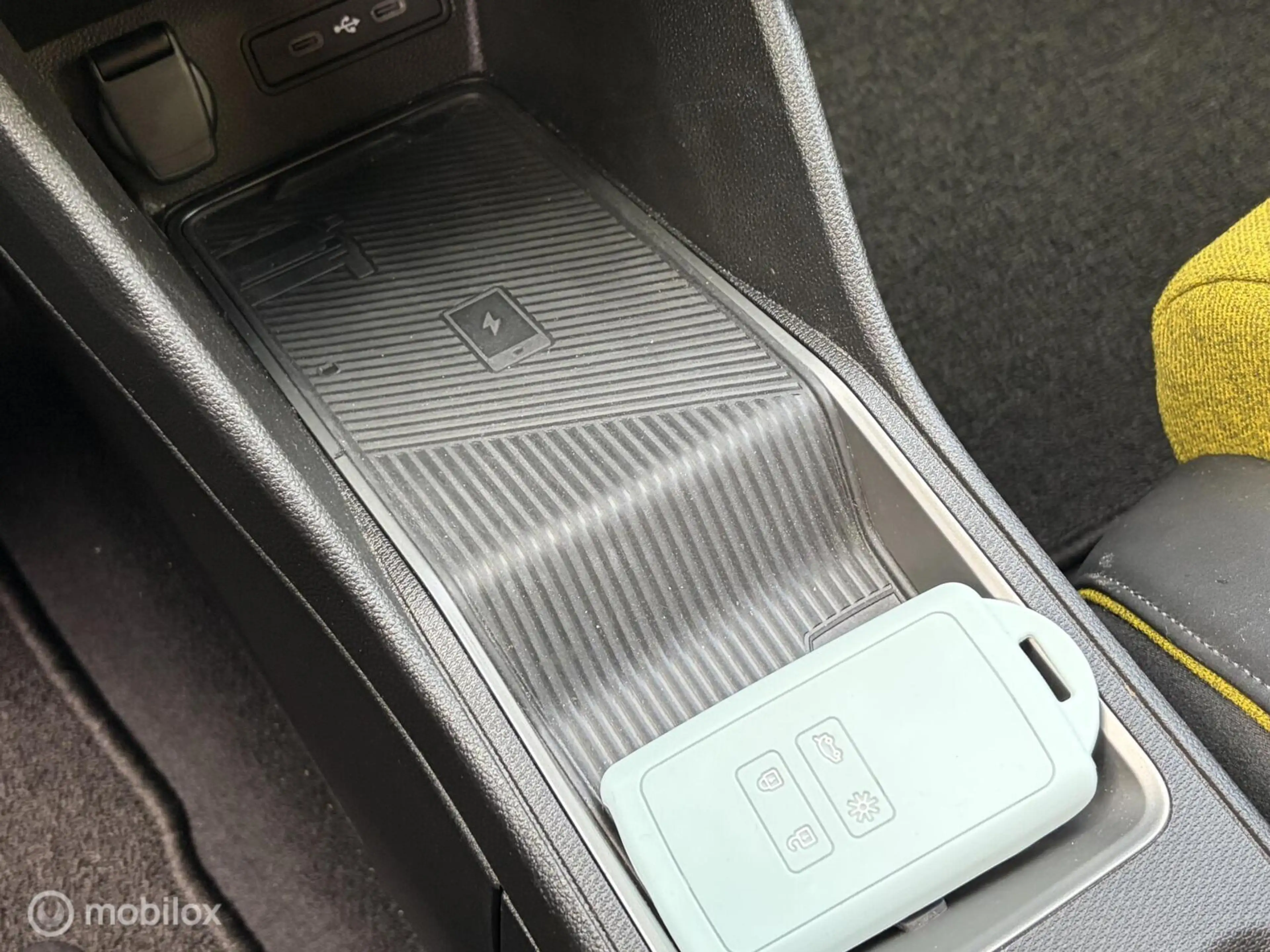 Renault R 5 comfort range iconic cinq 52 kWh — photo 38