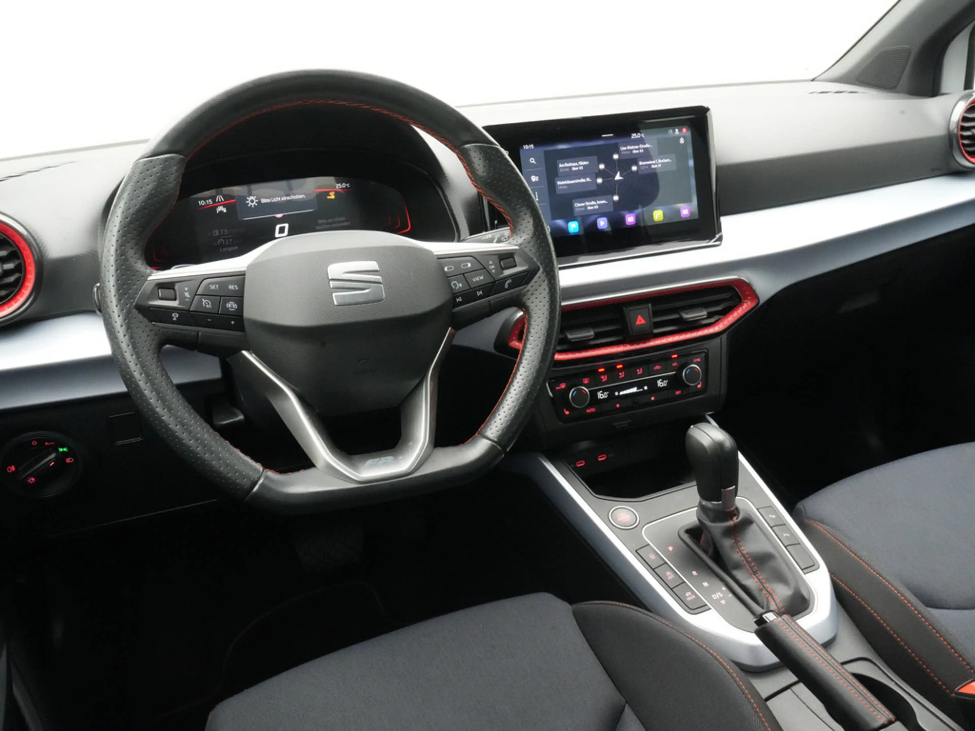 SEAT Arona FR DSG NAVI VIRT ACC KAM SHZ CARPLAY — photo 4